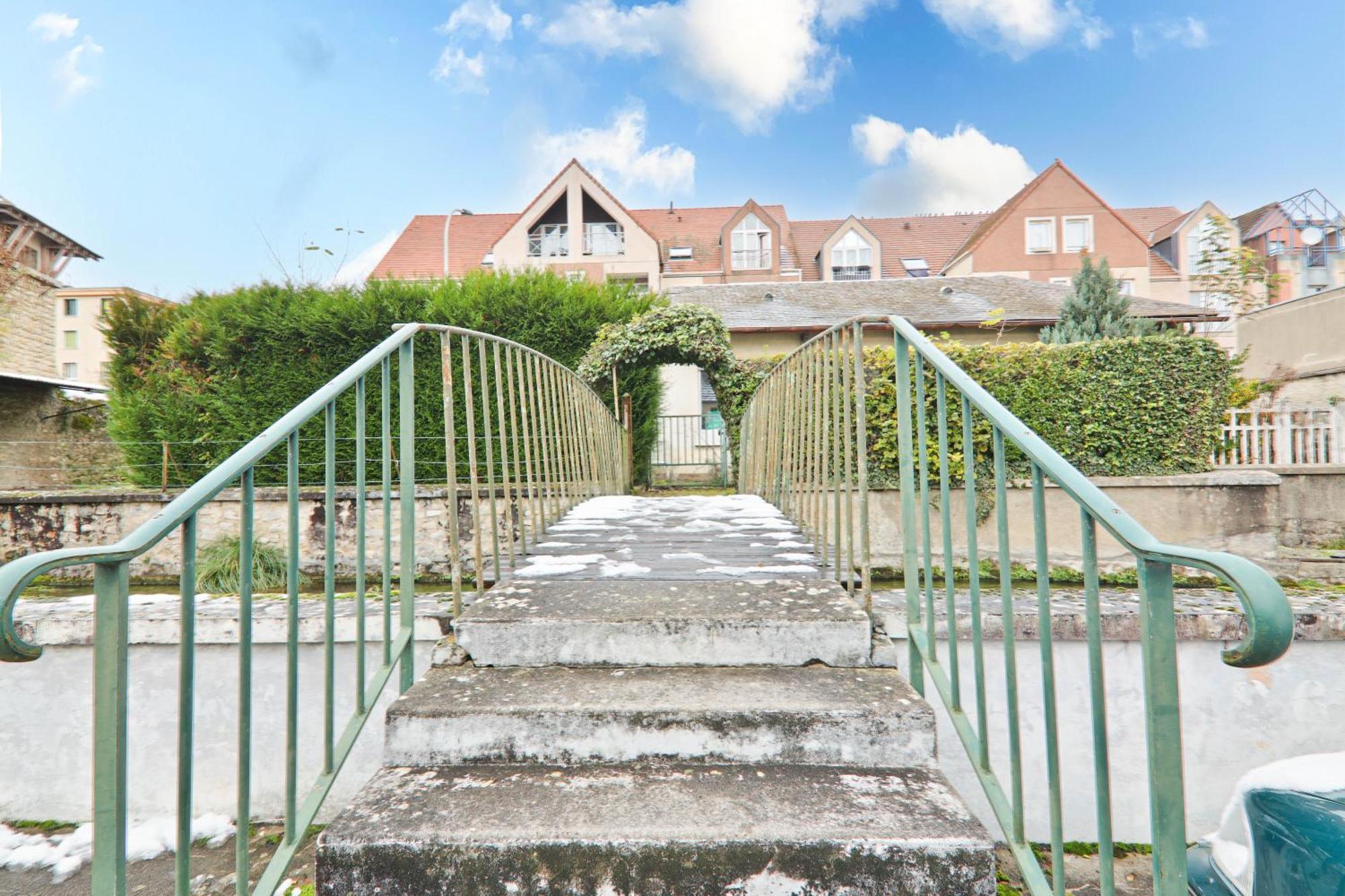 Studio Chaleureux A Etampes, France Εξωτερικό φωτογραφία