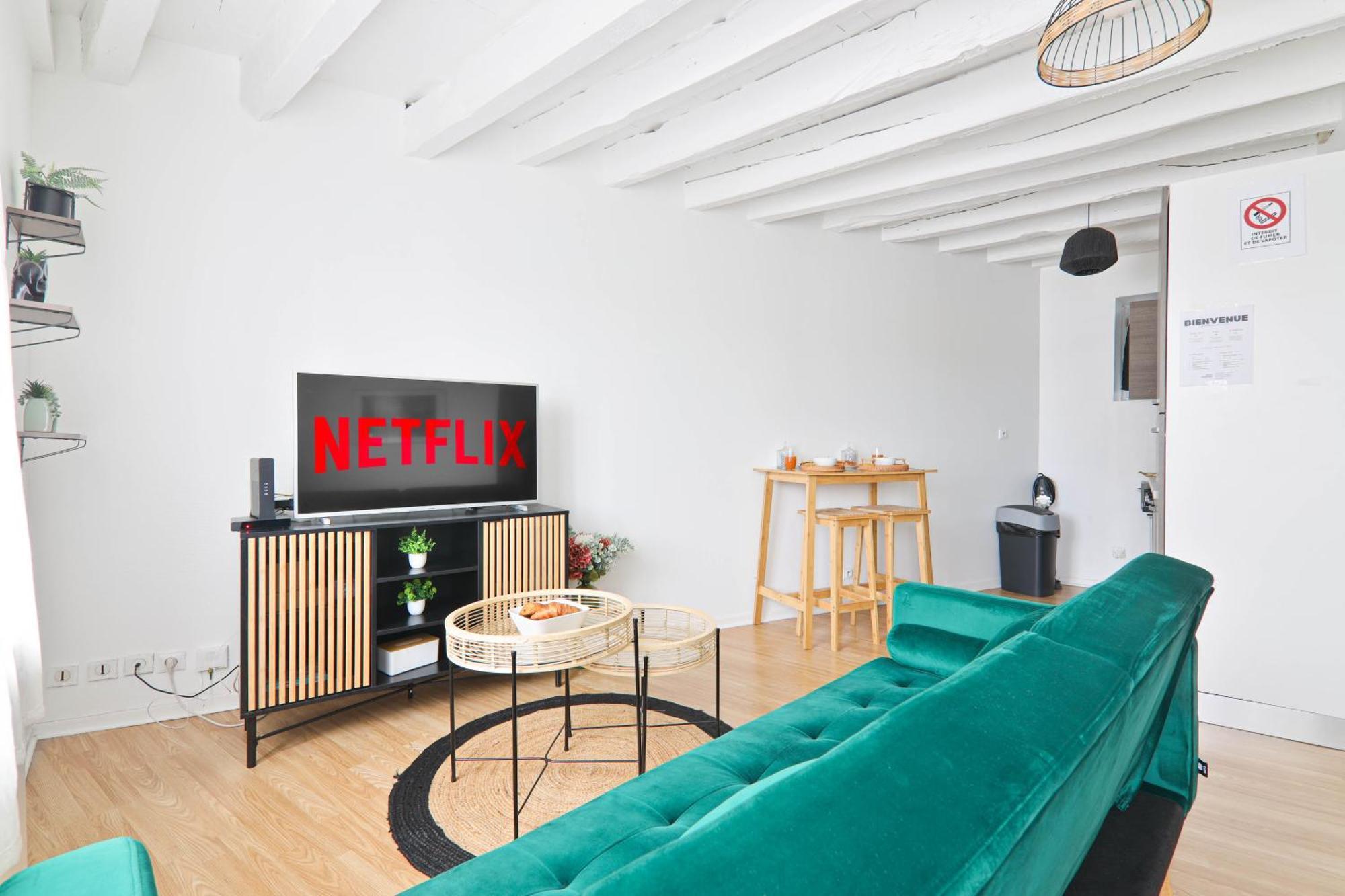 Studio Chaleureux A Etampes, France Εξωτερικό φωτογραφία